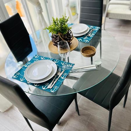 Arenales Beach Boutique Apartment 阿勒纳勒斯德尔索尔 外观 照片